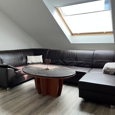 וופרטל Marienhaus Apartment - Zentral, Parken, Netflix, Kontaktloses Einchecken מראה חיצוני תמונה